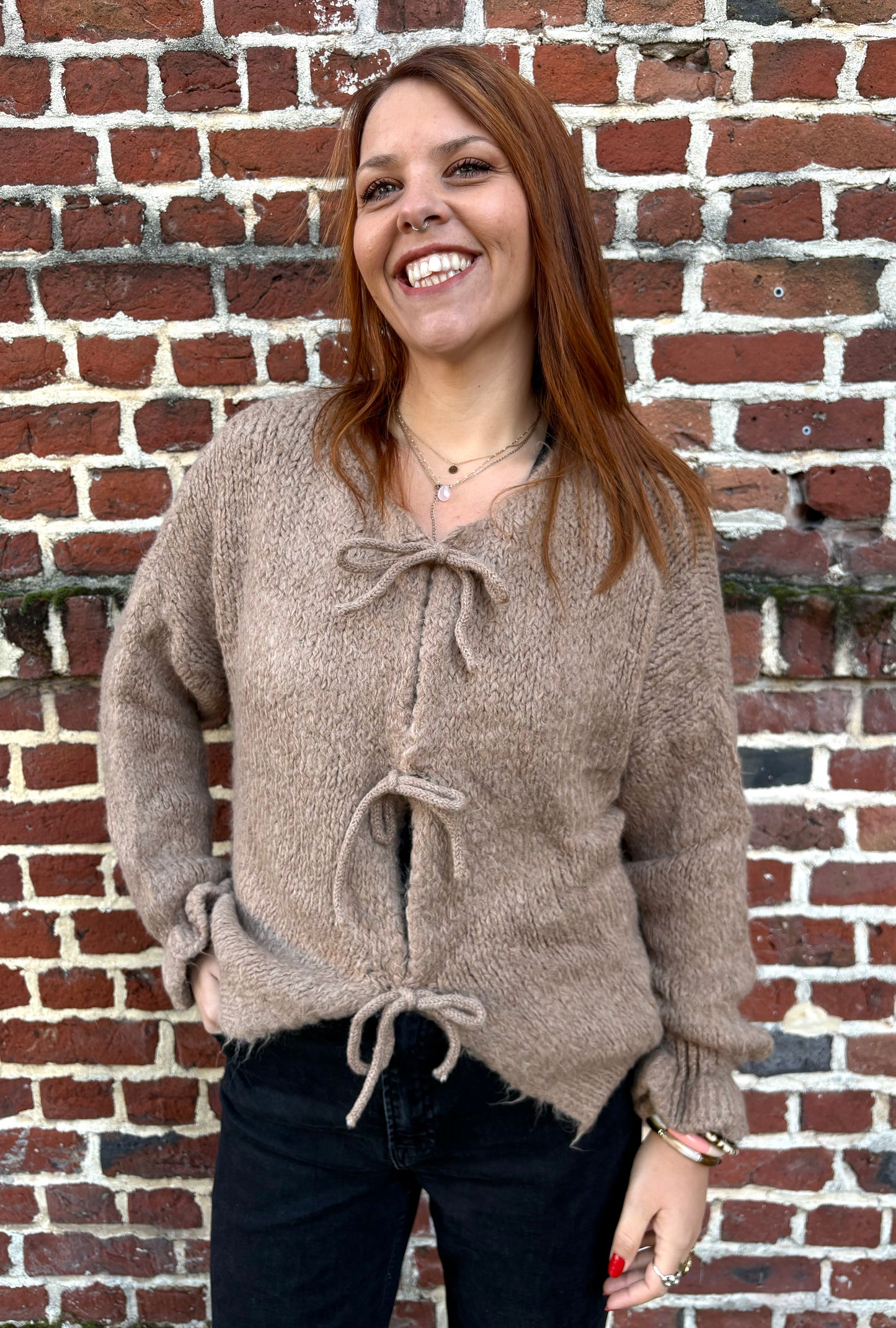 Pull à noeuds en laine