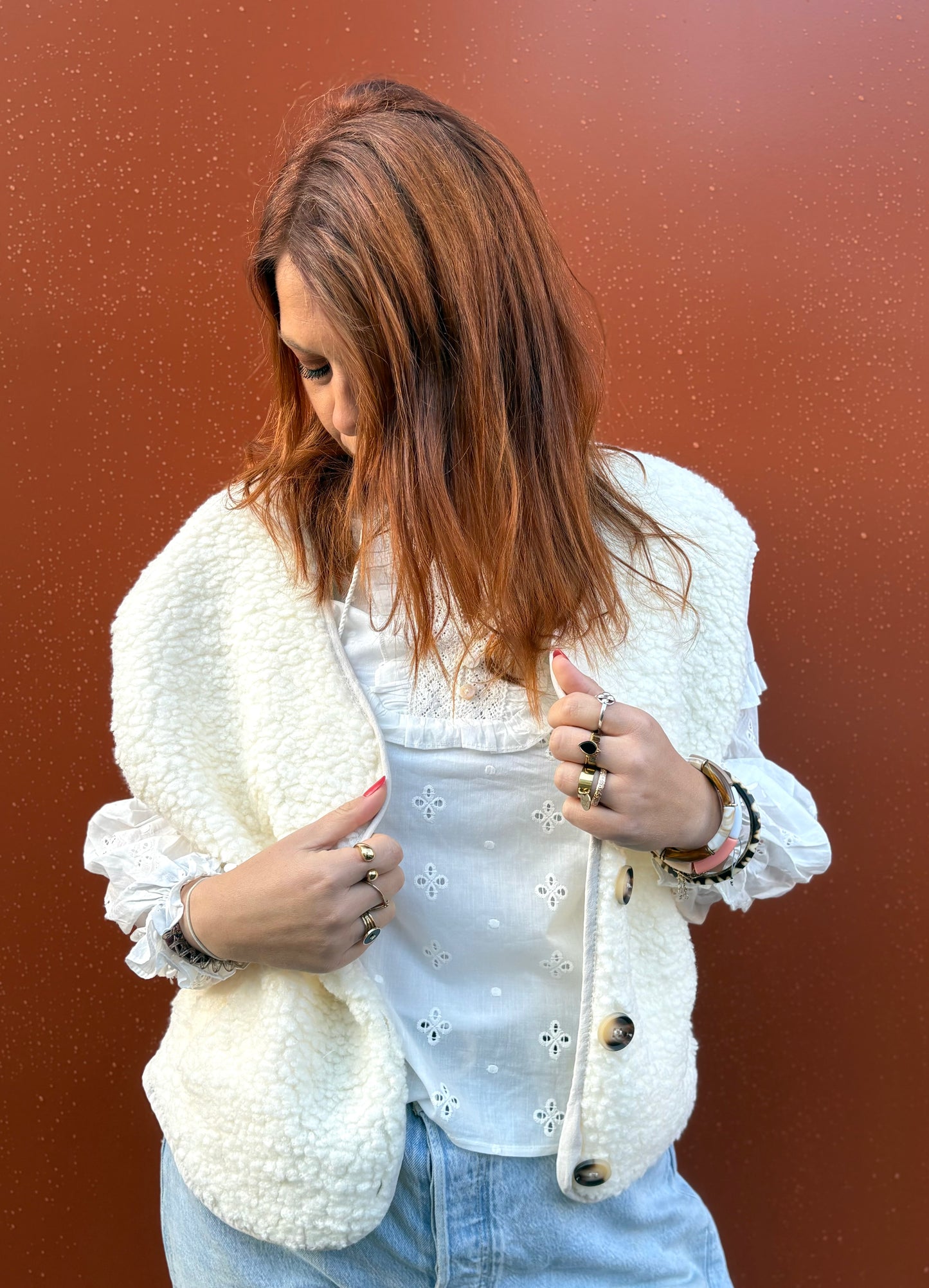 Veste sans manche en moumoute