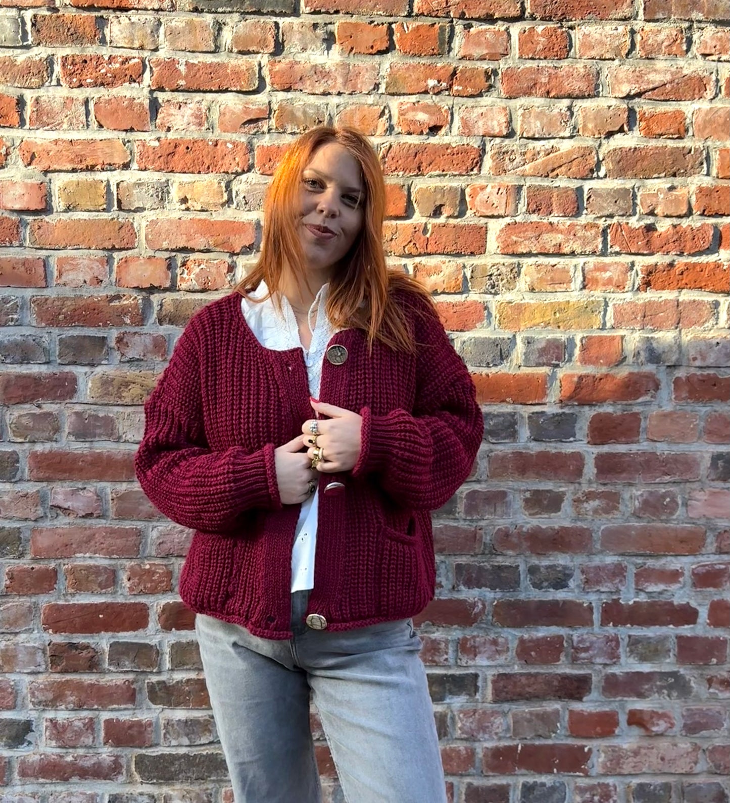 Cardigan bordeaux avec gros boutons