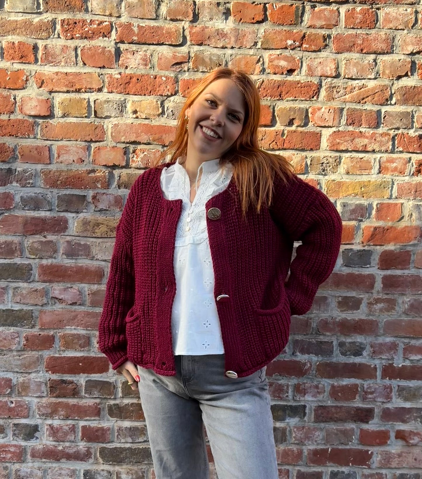 Cardigan bordeaux avec gros boutons