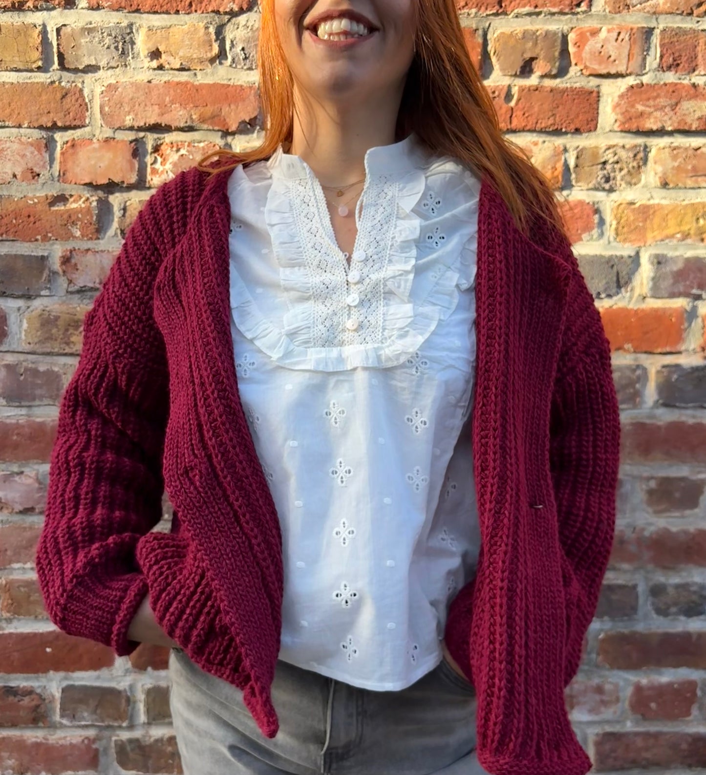 Cardigan bordeaux avec gros boutons