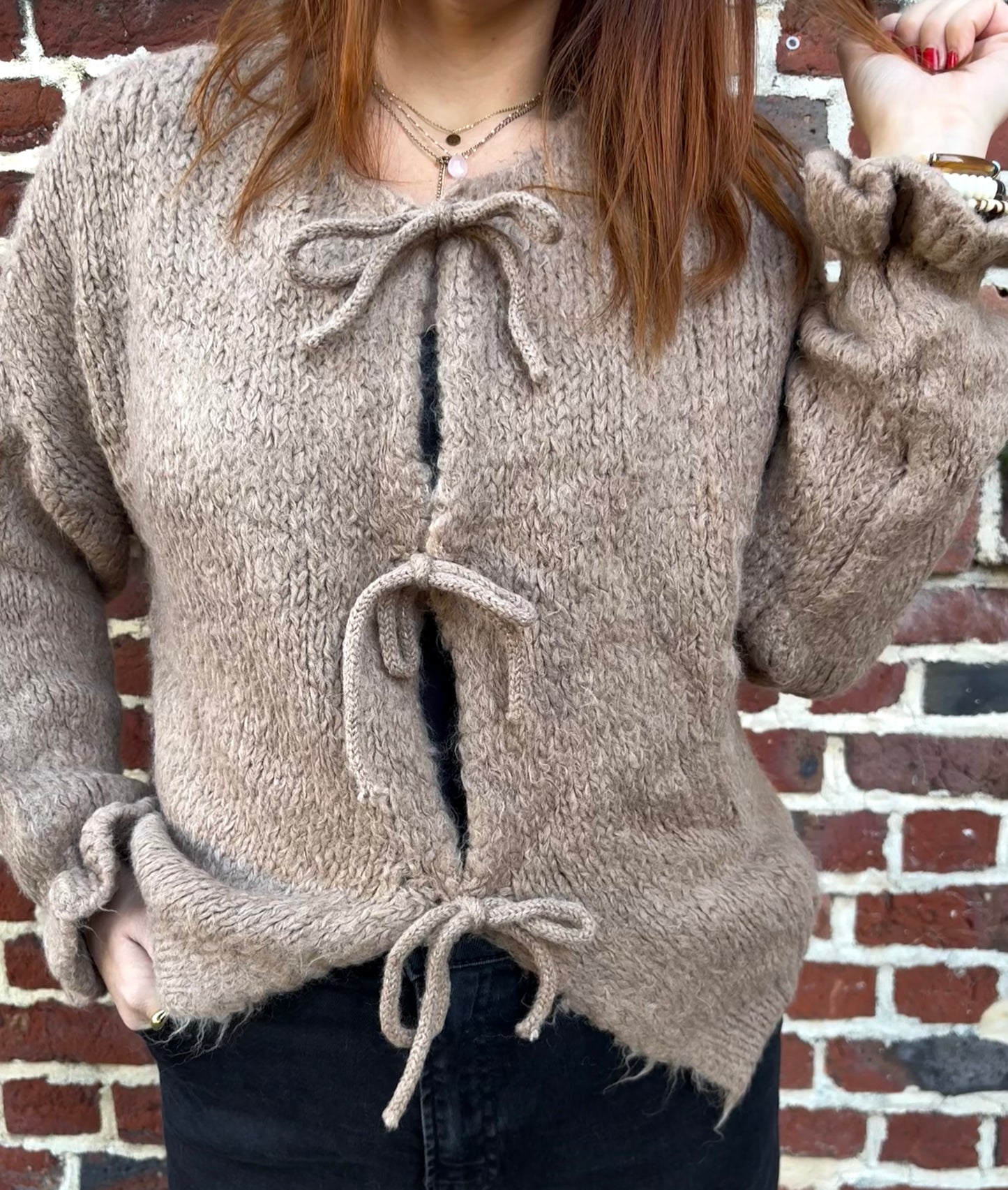 Pull à noeuds en laine